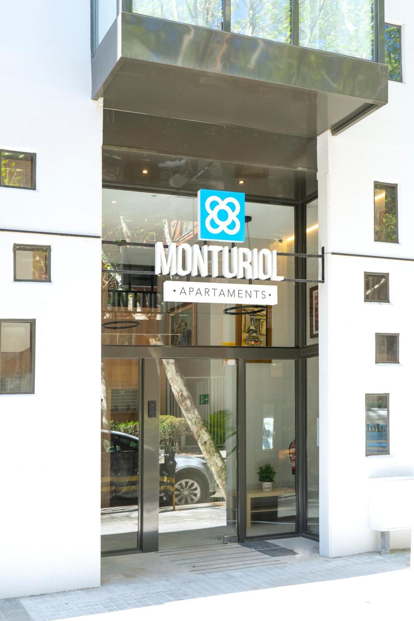 Monturiol Apartaments Barcelona Eksteriør billede