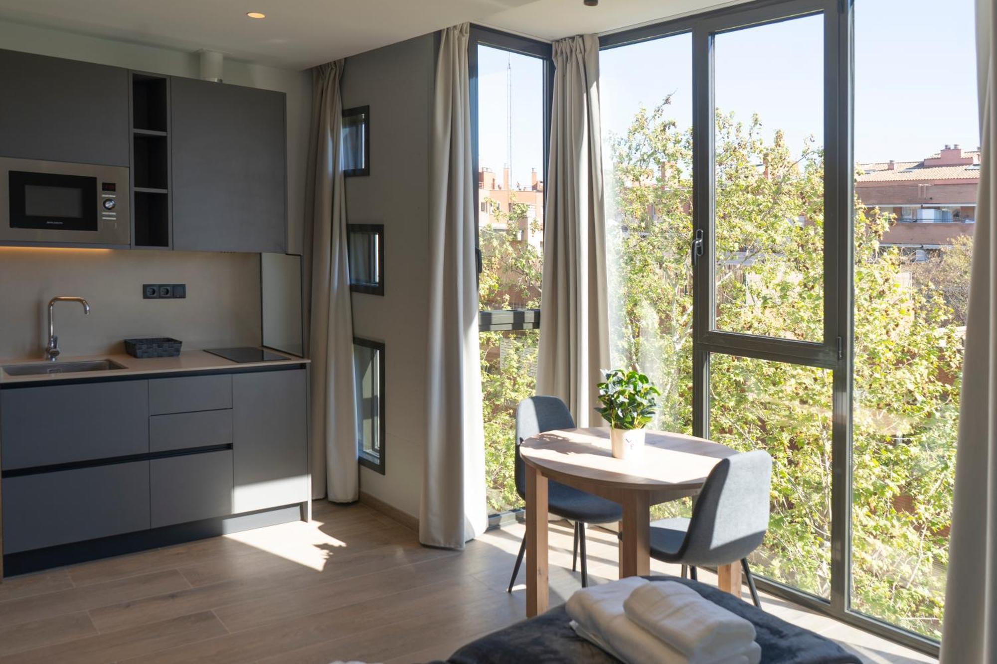 Monturiol Apartaments Barcelona Eksteriør billede