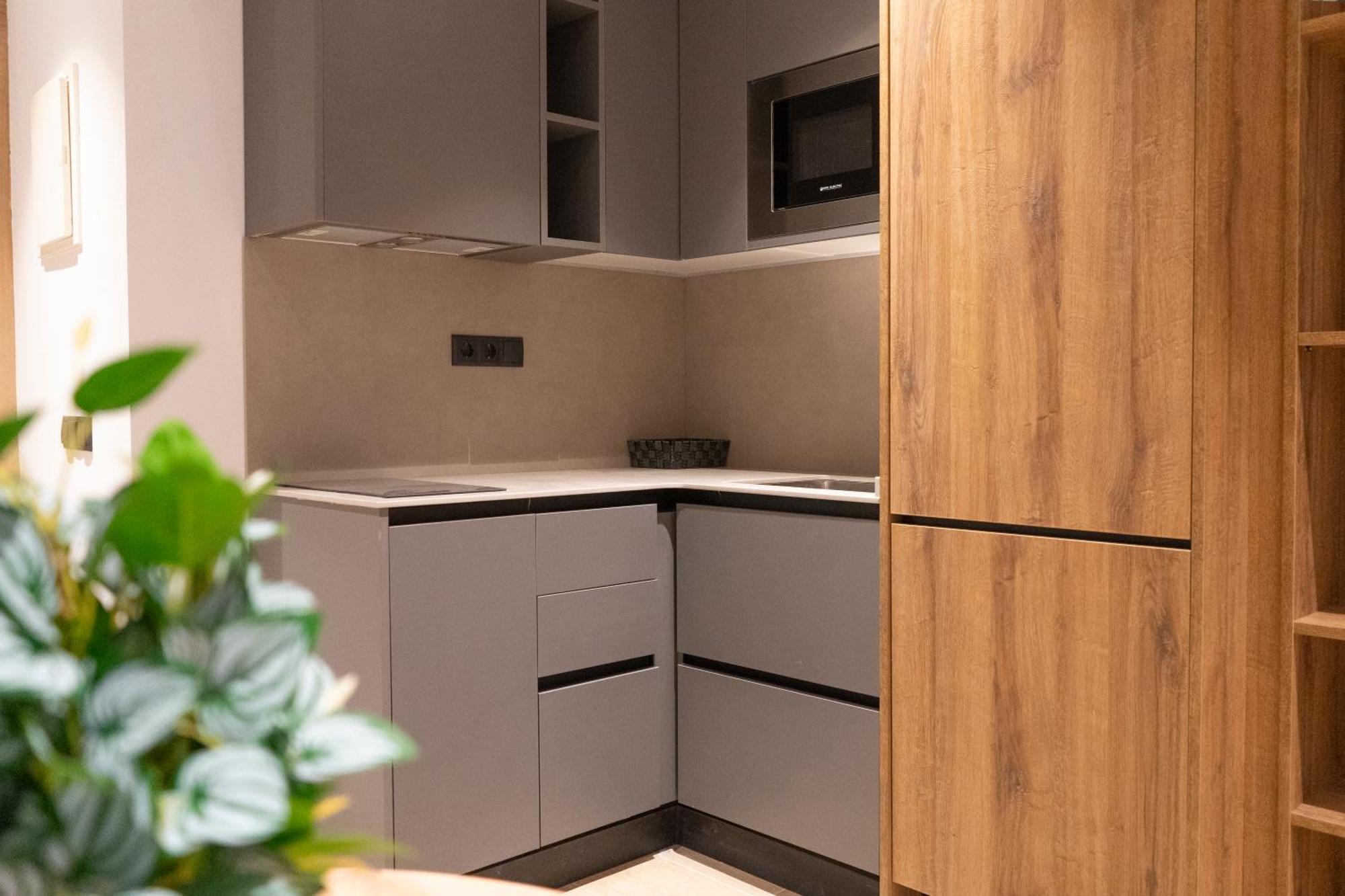 Monturiol Apartaments Barcelona Eksteriør billede